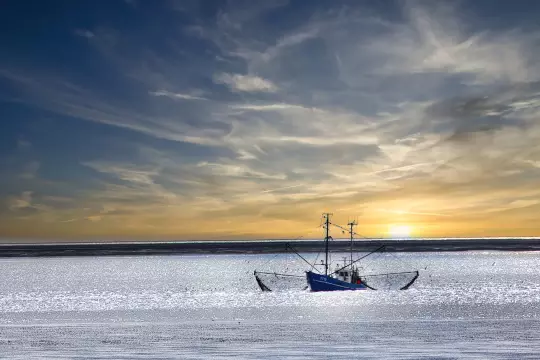 Fangfahrt blauer Himmel