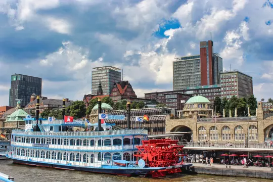 Raddampfer Hamburg